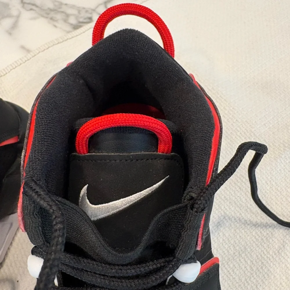 Nike Mens Air More Uptempo Black and Red Shoes - Picture 5 of 8